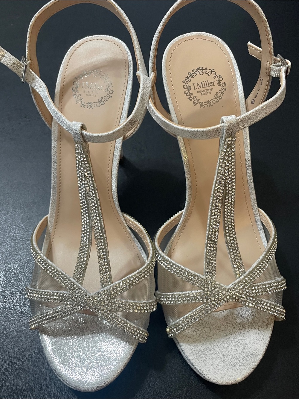 I. Miller Ramona Silver Rhinestone Dress  Heels Sz. 9 NWT no box retail $ 90